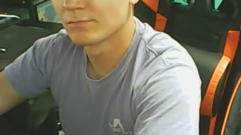 Snapshot of jjhynes402 chatting on June 4, 6:36 pm Jake online show from June 4, 6:36 pm