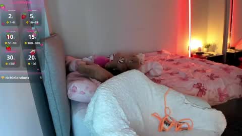 Juliette Rose online show from April 16, 6:25 am