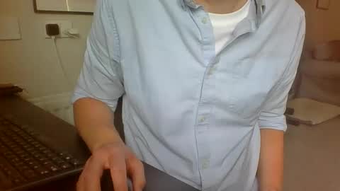 Snapshot of jk182_265 chatting on May 26, 9:27 am jk182_265 online show from May 26, 9:27 am