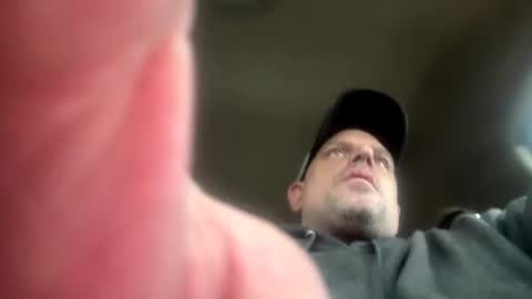 Snapshot of jlovindemsm chatting on April 3, 11:47 pm Jimmy online show from April 3, 11:47 pm