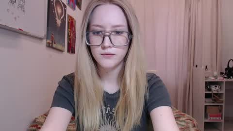 joan_kiss online show from June 11, 3:21 pm