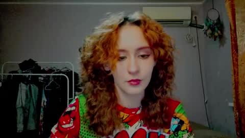 Joannatompson online show from March 14, 10:59 pm