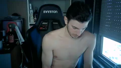 Snapshot of joaomuacho chatting on March 1, 1:13 pm joao love online show from March 1, 1:13 pm