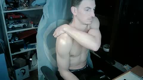 Snapshot of joaomuacho chatting on April 4, 5:38 am joao love online show from April 4, 5:38 am