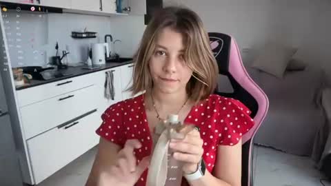  nude photos videos  online show from August 6, 10:50 am