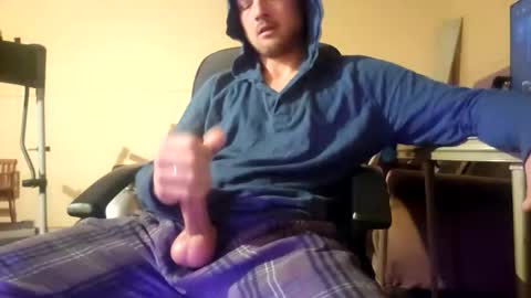 Snapshot of joeblow2481 chatting on November 30, 5:33 am joeblow2481 online show from November 30, 5:33 am