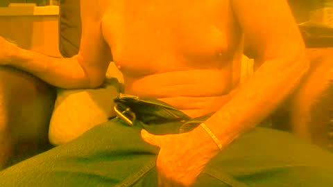 Snapshot of joeblow61616 chatting on December 20, 3:21 pm joeblow61616 online show from December 20, 3:21 pm