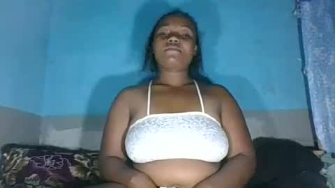 joenah012 online show from July 27, 5:20 pm