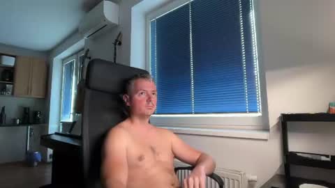 Jogger1991 online show from June 15, 4:53 pm