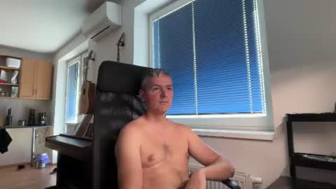 Jogger1991 online show from July 26, 12:01 pm