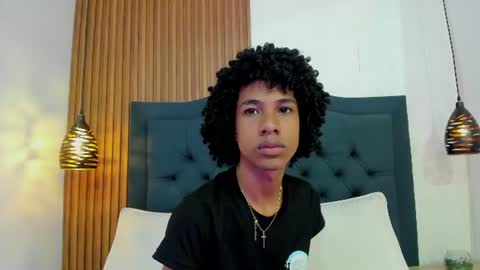 Snapshot of johan_gz_ chatting on June 11, 11:41 am Johan online show from June 11, 11:41 am