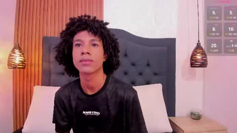 Snapshot of johan_gz_ chatting on June 14, 1:02 pm Johan online show from June 14, 1:02 pm