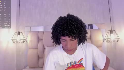 Snapshot of johan_gz_ chatting on July 12, 1:35 pm Johan online show from July 12, 1:35 pm