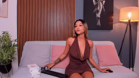 J O H A online show from April 21, 3:07 pm