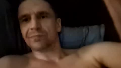 john824535 online show from June 6, 3:11 am