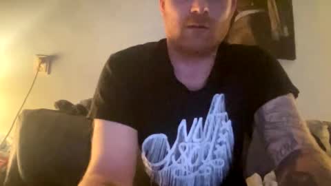 johnny online show from April 9, 6:24 pm