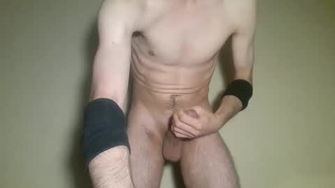 Snapshot of john_horny6 chatting on February 24, 6:05 am John online show from February 24, 6:05 am