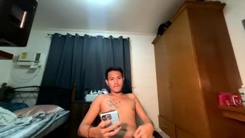 john_phh online show from August 5, 6:55 pm