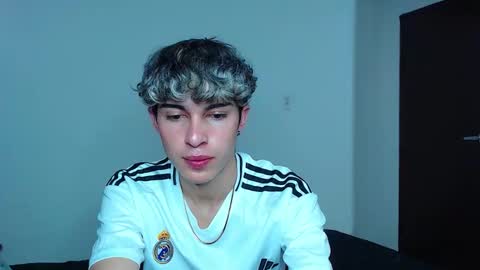 John Vichenso online show from December 4, 9:56 pm