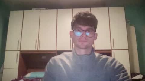 Johnny online show from December 16, 5:18 pm