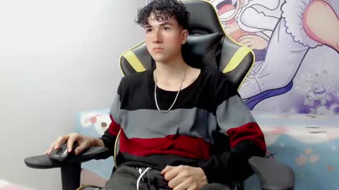 johnny_cagee online show from December 30, 7:15 am