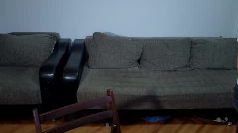 Johnny online show from October 25, 5:08 pm