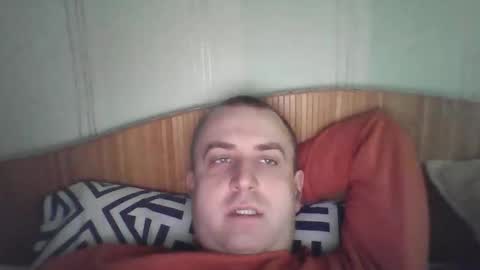 johnoreon online show from April 19, 7:07 am