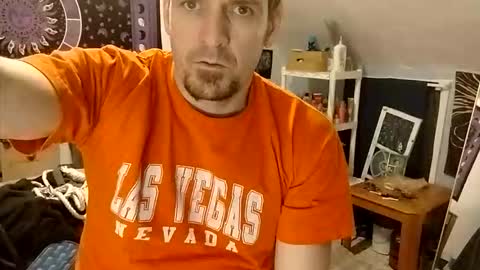 johnpaulkent82 online show from March 1, 8:38 am