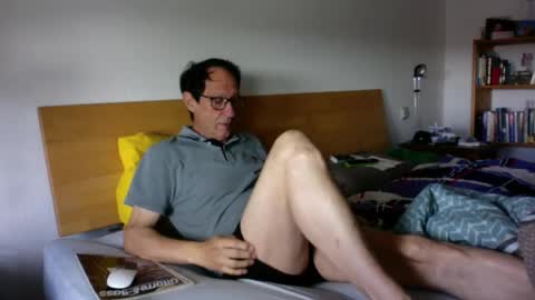 Snapshot of johnpepper chatting on June 15, 4:31 pm DirtyHarry online show from June 15, 4:31 pm