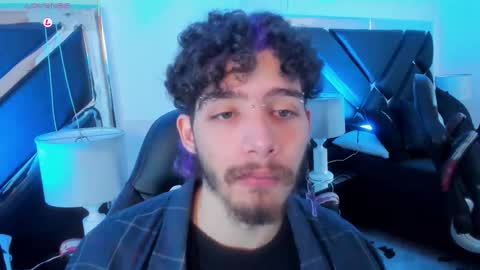 Snapshot of jojobraando chatting on December 15, 12:04 am jojobraando online show from December 15, 12:04 am