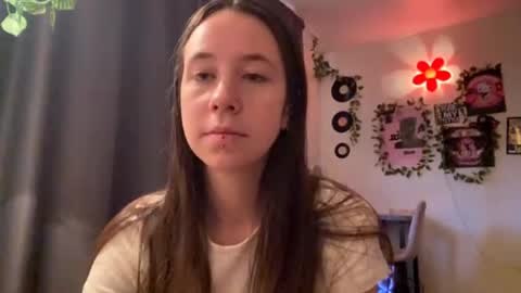 I am Joline ntmuLets hit 10 Thumbs Up together online show from May 20, 4:24 pm