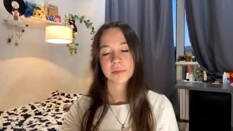 I am Joline ntmuLets hit 10 Thumbs Up together online show from May 25, 5:19 pm