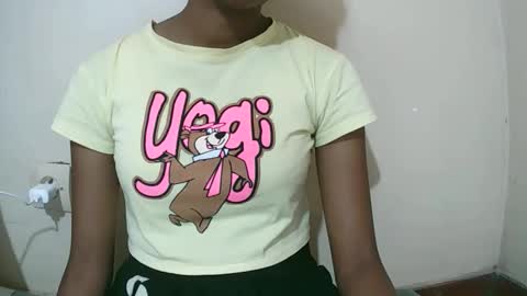 joliekah27 online show from January 9, 9:56 am