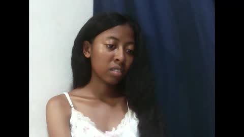 joliekah27 online show from February 27, 9:48 pm