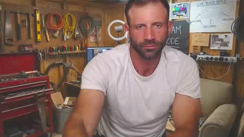 Snapshot of jonariesxxx chatting on June 8, 12:14 am Jon Aries online show from June 8, 12:14 am
