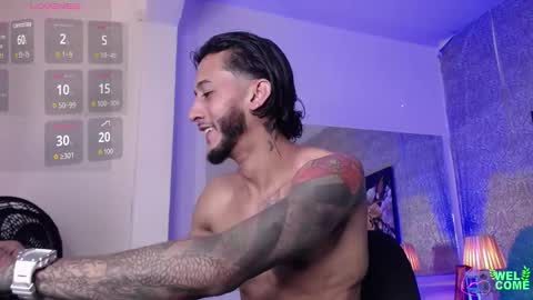 Jonas  online show from February 5, 7:29 pm