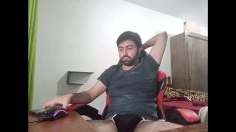 jonasf2525 online show from December 22, 4:53 am