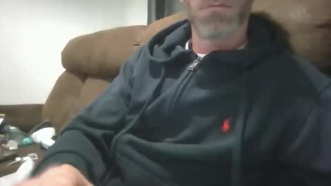 jonlow1 online show from April 18, 8:20 pm