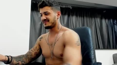 jonnyporn1 online show from January 6, 5:06 pm