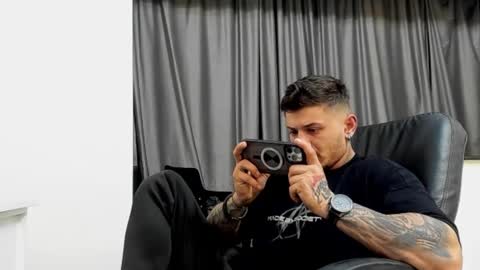 jonnyporn1 online show from January 15, 10:13 pm