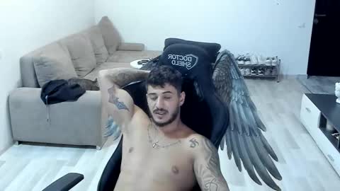 jonnyporn1 online show from September 25, 8:56 pm