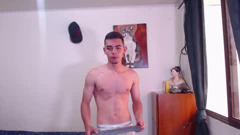 Snapshot of jordan_smitths chatting on February 2, 7:12 pm jordan_smitths online show from February 2, 7:12 pm