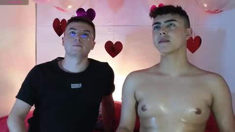 Snapshot of jordanhiltton__ chatting on February 16, 9:37 am jordanhiltton__ online show from February 16, 9:37 am