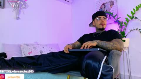 Jordan Smith online show from March 25, 8:37 pm