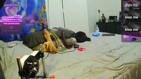 sissyjolicia online show from December 21, 4:19 am