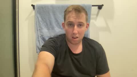 jorddiickzilla online show from December 15, 5:34 am