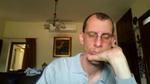 jos39a online show from May 10, 8:41 am