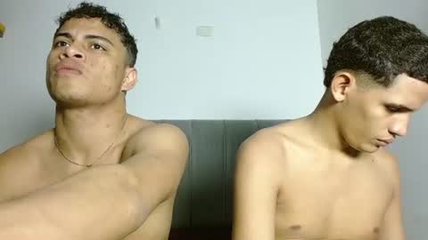 JOSE AND DANIEL online show from July 7, 4:37 am