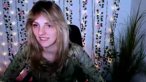 jose_fairy online show from September 12, 7:25 pm