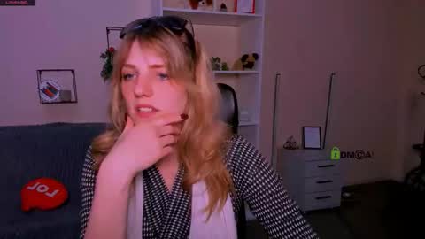 jose_fairy online show from October 6, 7:33 pm